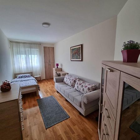 Riverside Apartment Podgorica Exterior photo